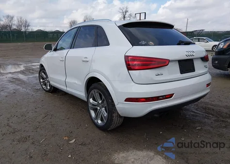 2015 Audi Q3 2.0T Premium Plus z USA, uszkodzony, nr VIN WA1GFCFS6FR005841